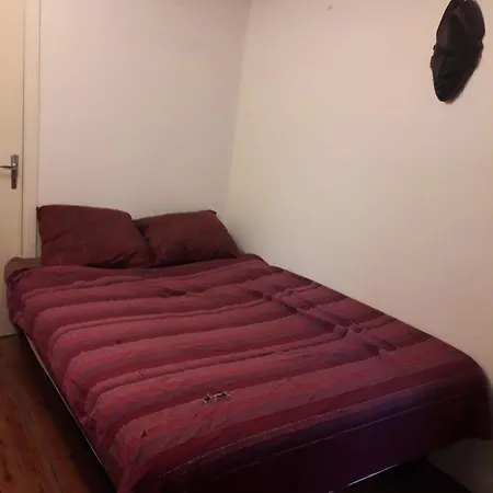 Apartment Centre *